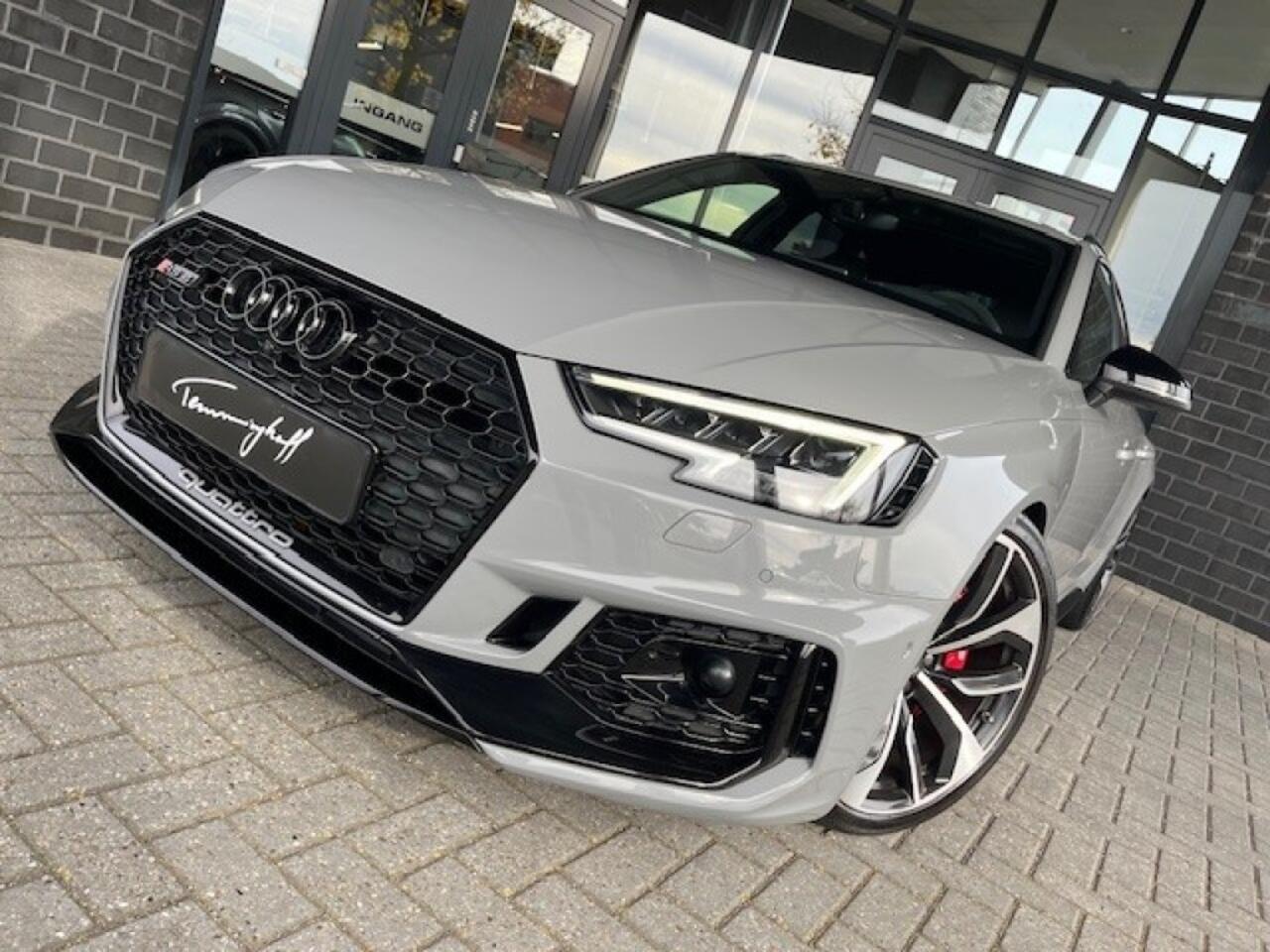 Audi RS4 2.9 TFSI RS4 QUATTRO - PANO - MILLTEK - BenO