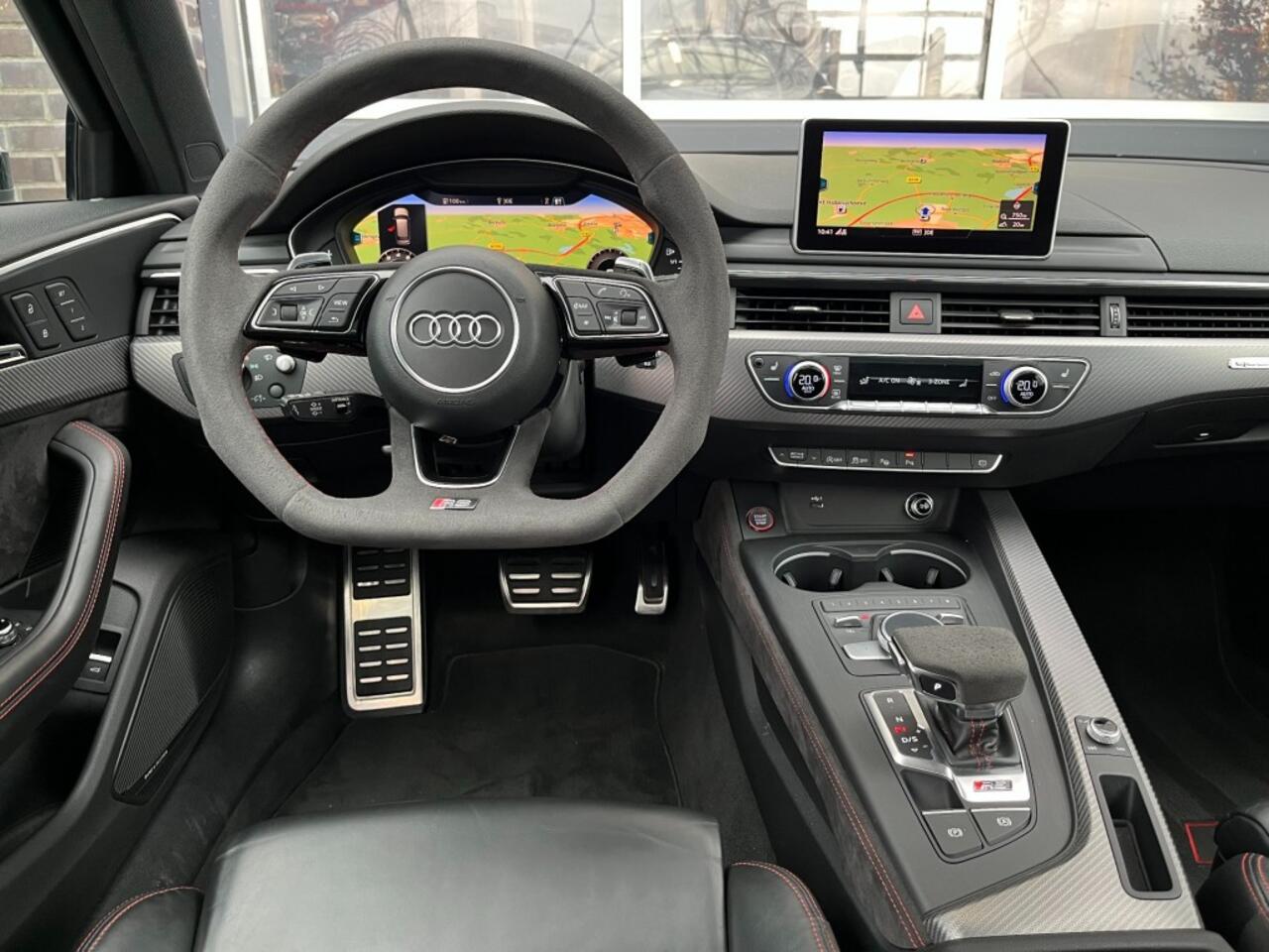 Audi RS4 2.9 TFSI RS4 QUATTRO - PANO - MILLTEK - BenO