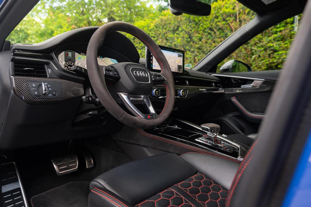 Audi RS4 Avant quattro 530pk ABT R | Nogaroblauw Audi Individual