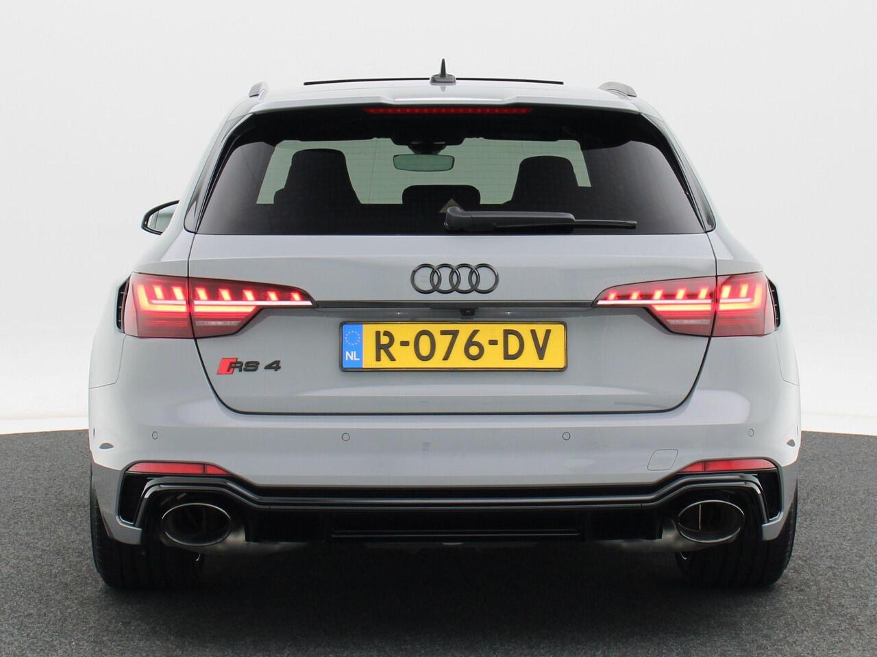 Audi RS4 Avant 2.9 TFSi 450 Pk RS 4 quattro | 360 Camera | Panoramadak | B&O Audio | Carplay | Adaptive Cruise | Stoel Verwarming | 20 Inch | 76.266 Km