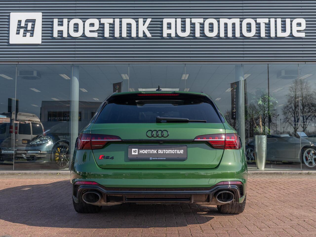 Audi RS4 A4 Avant 2.9 TFSI quattro competition plus | Sportuitlaat | B&O | Matrix | Pano