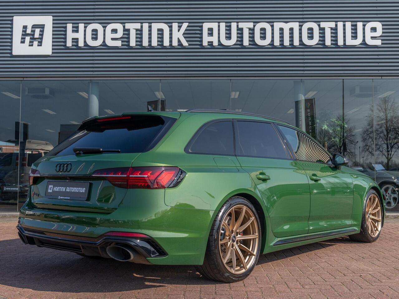 Audi RS4 A4 Avant 2.9 TFSI quattro competition plus | Sportuitlaat | B&O | Matrix | Pano