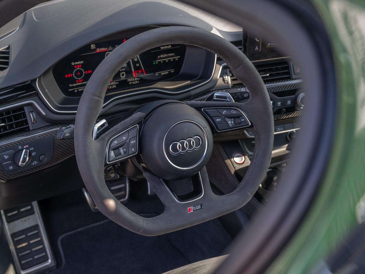 Audi RS4 A4 Avant 2.9 TFSI quattro competition plus | Sportuitlaat | B&O | Matrix | Pano
