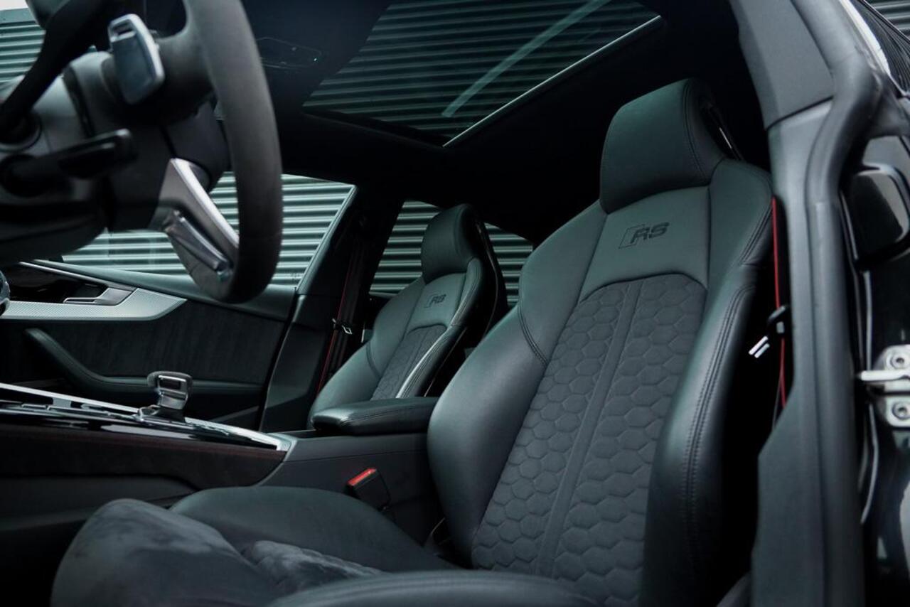 Audi RS5 Sportback 2.9 TFSI A5 quattro competition plus / Massage / Pano / 360 / Fabr. Garantie