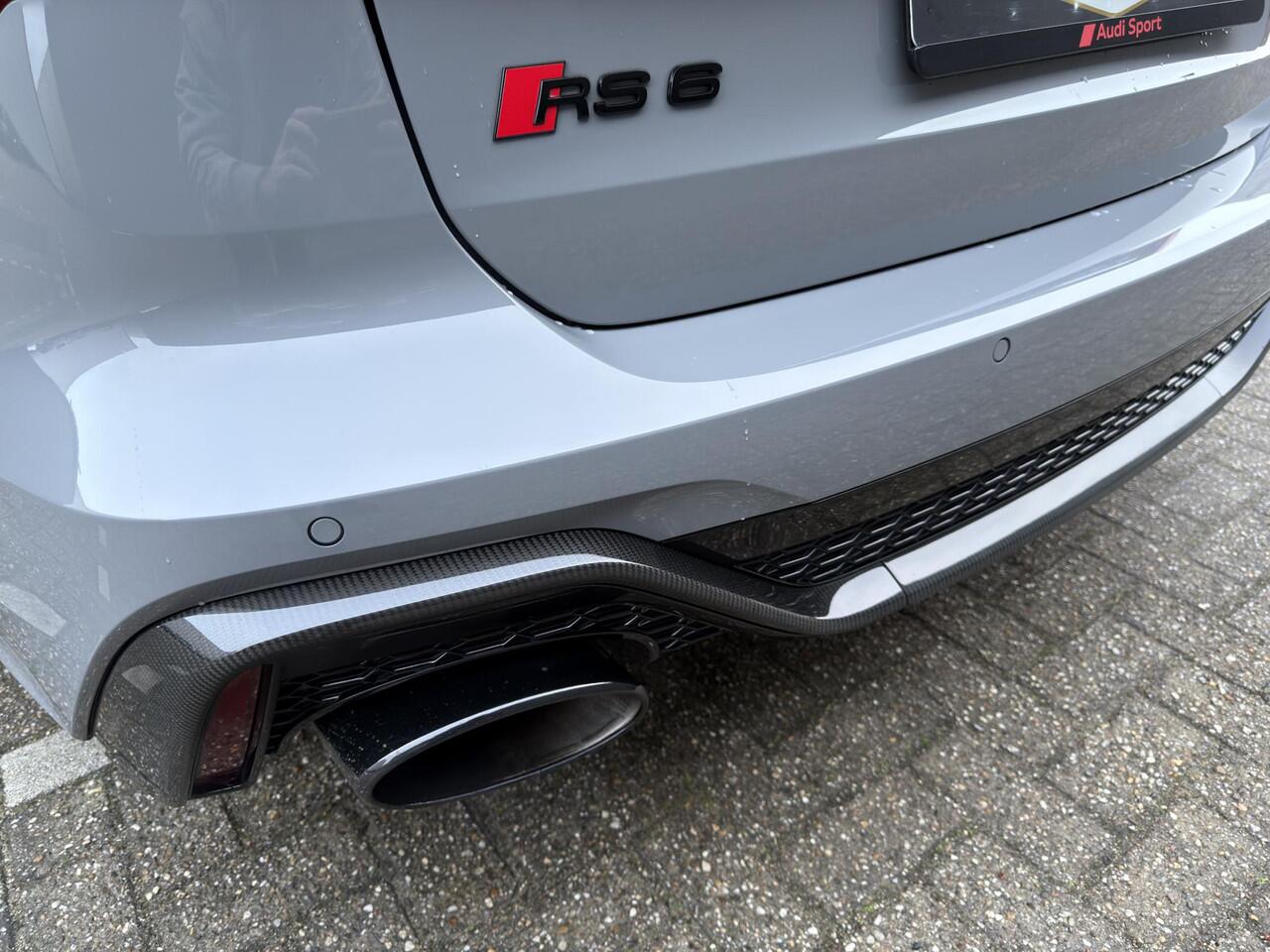 Audi RS6 Avant 4.0 TFSI quattro FULL OPTIONS!