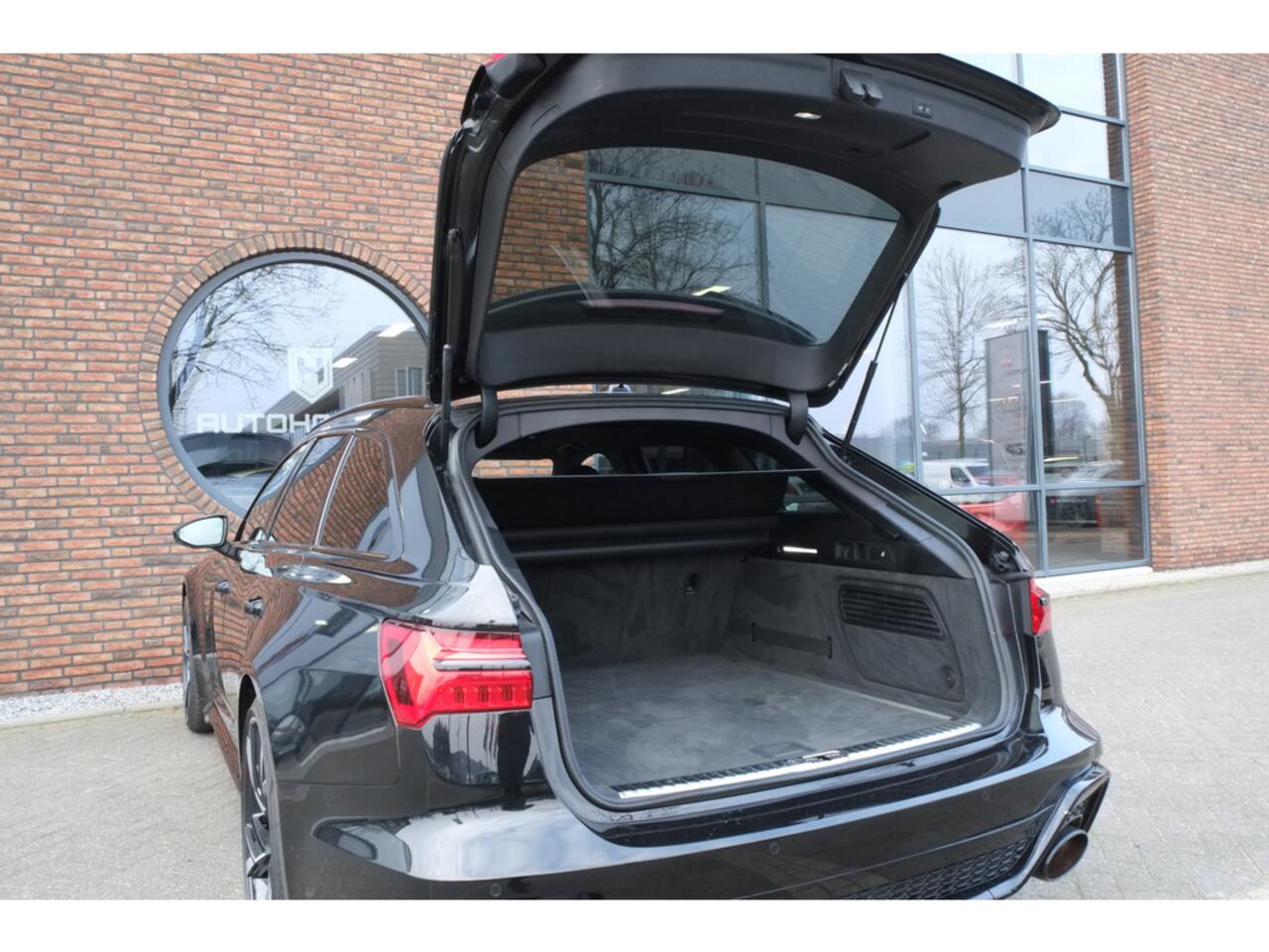 Audi RS6 TFSI Quattro Trekhaak, Keramische remmen, Panoramadak, Standkach