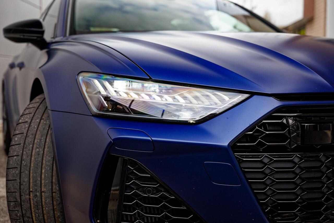 Audi RS6 Avant TFSI quattro Keramasche remmen, kleur Frozen Blue