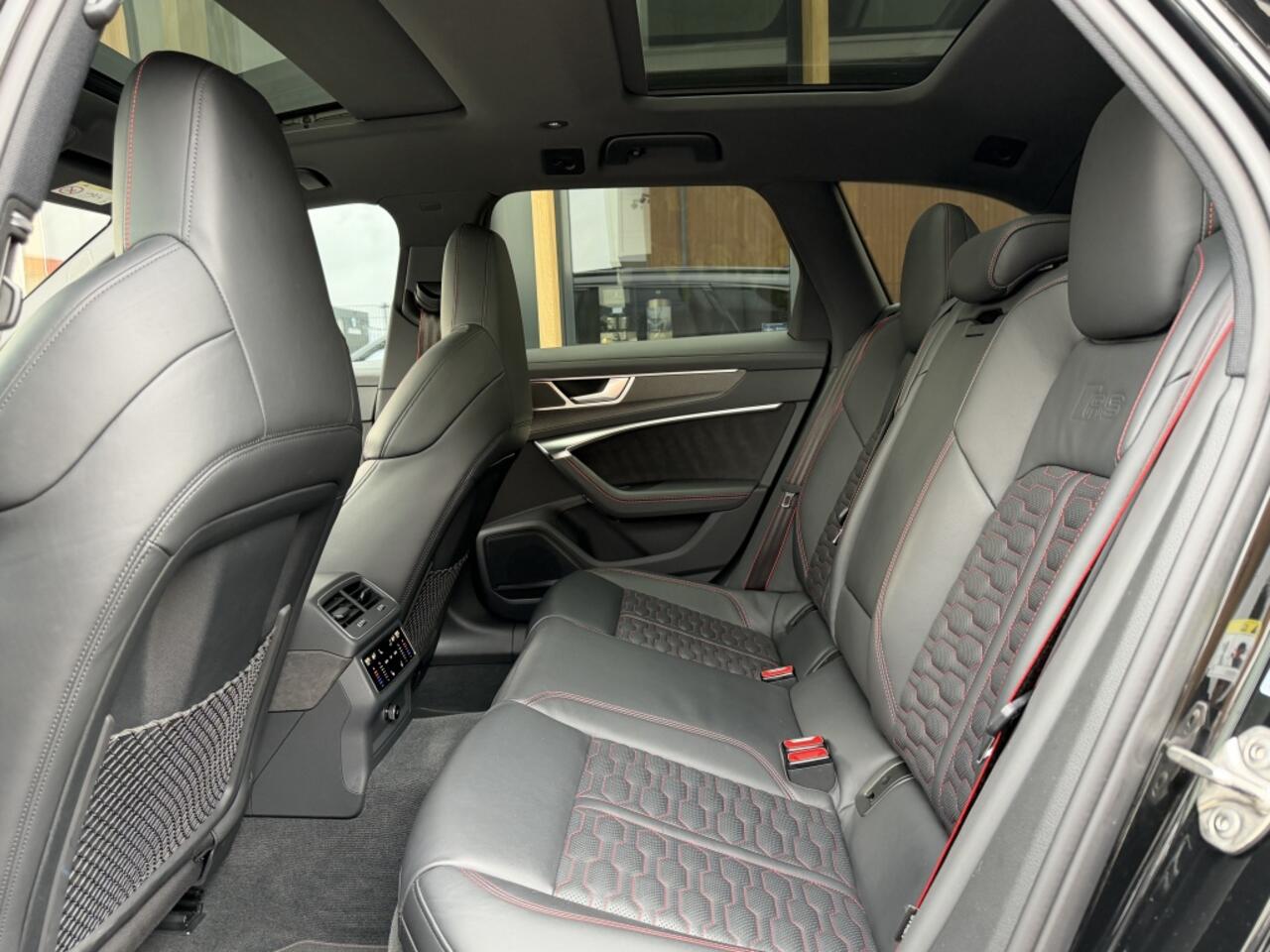 Audi RS6 4.0 TFSi quattro | PANO | LASER | CERAMIC | 4-WS | ADAPTIVE | SO