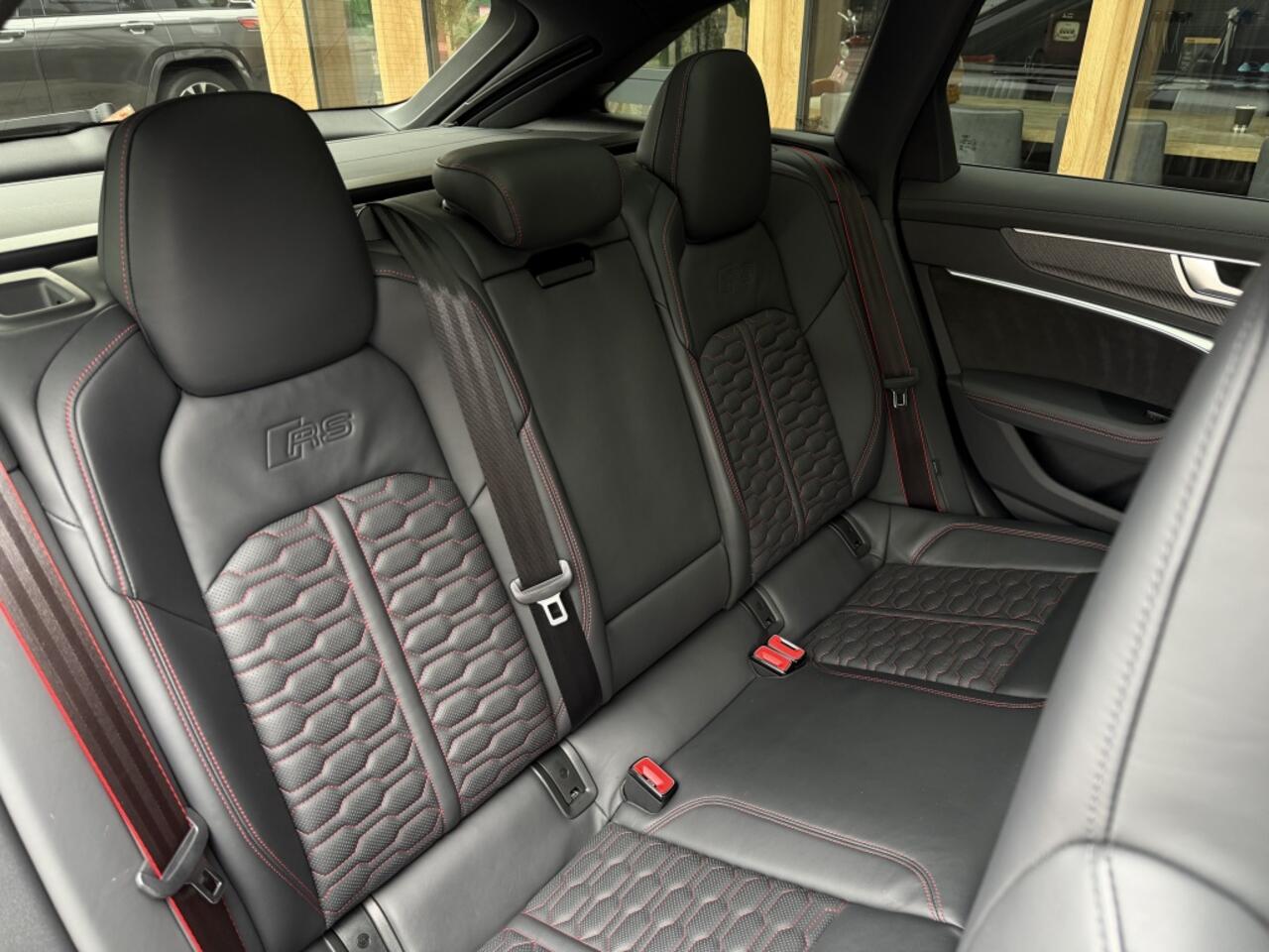 Audi RS6 4.0 TFSi quattro | PANO | LASER | CERAMIC | 4-WS | ADAPTIVE | SO