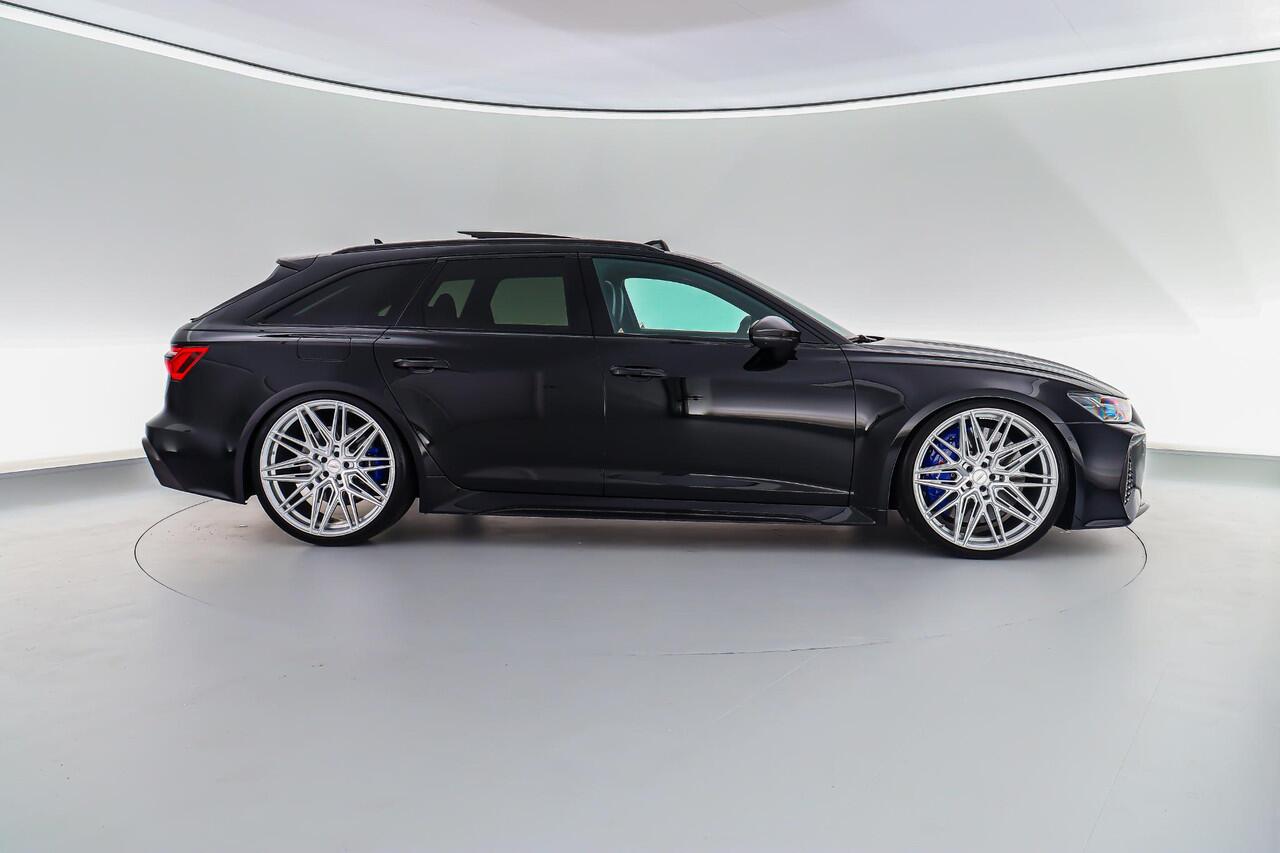 Audi RS6 Avant 600pk TFSI quattro |B&O Advanced|dynamic plus pakket|carbon pakket|23" Vossen|luchtvering|keramisch|panoramadak|dynamic steering|HUD|BLIS|stoelventilatie|matrix LED|
