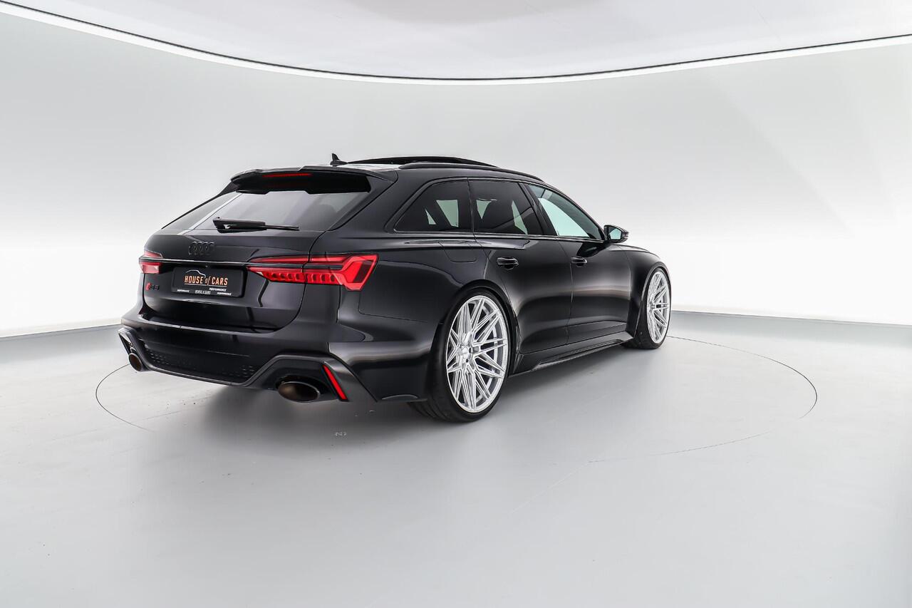Audi RS6 Avant 600pk TFSI quattro |B&O Advanced|dynamic plus pakket|carbon pakket|23" Vossen|luchtvering|keramisch|panoramadak|dynamic steering|HUD|BLIS|stoelventilatie|matrix LED|