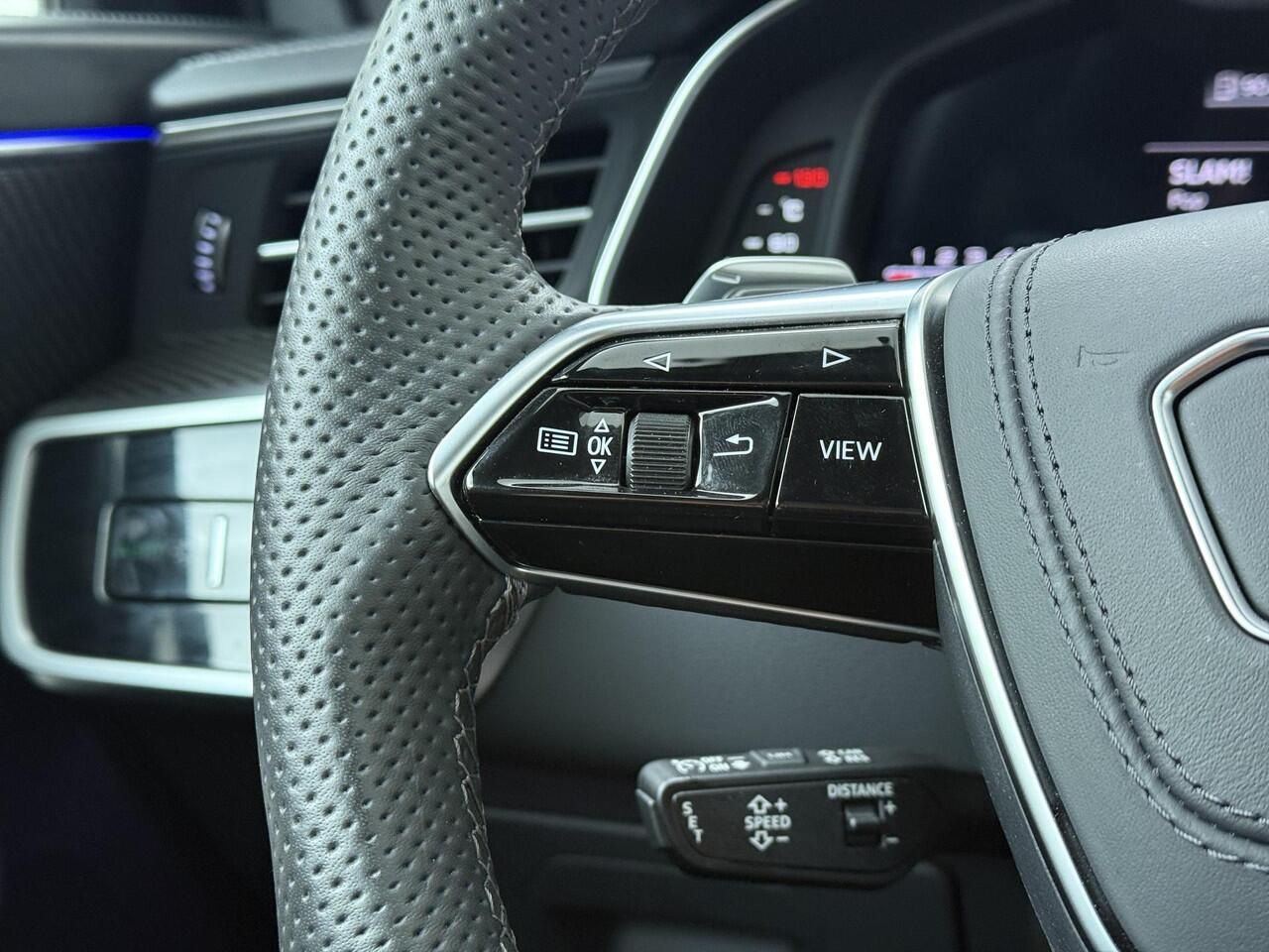 Audi RS6 Avant 4.0 TFSI Quattro performance | 630 PK | Bang & Olufsen Advance 3D | Panoramadak | Led Laser koplampen | 22" LM velgen | Nachtzicht | RS sportuitlaat | Trekhaak wegklapbaar | 280 km/h | Luxe lederen bekleding |