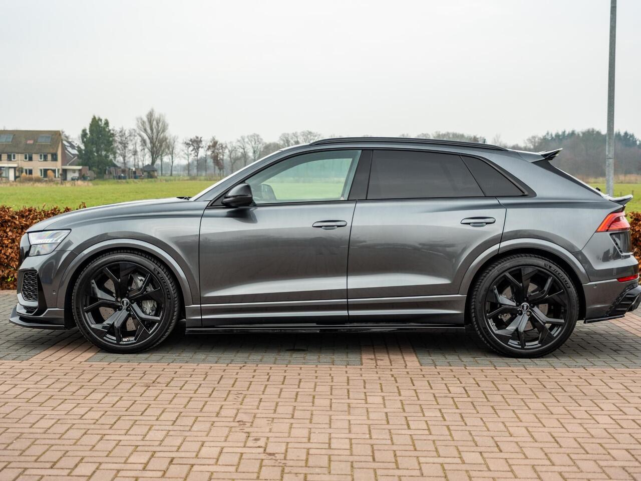 Audi RSQ8 4.0 TFSI quattro 600pk | RS Dynamic+ pack | B&O Advanced Surround | Keramische remmen | Panodak | HUD | Softclose | Massagezetels | Elek Trekhaak | Org NL
