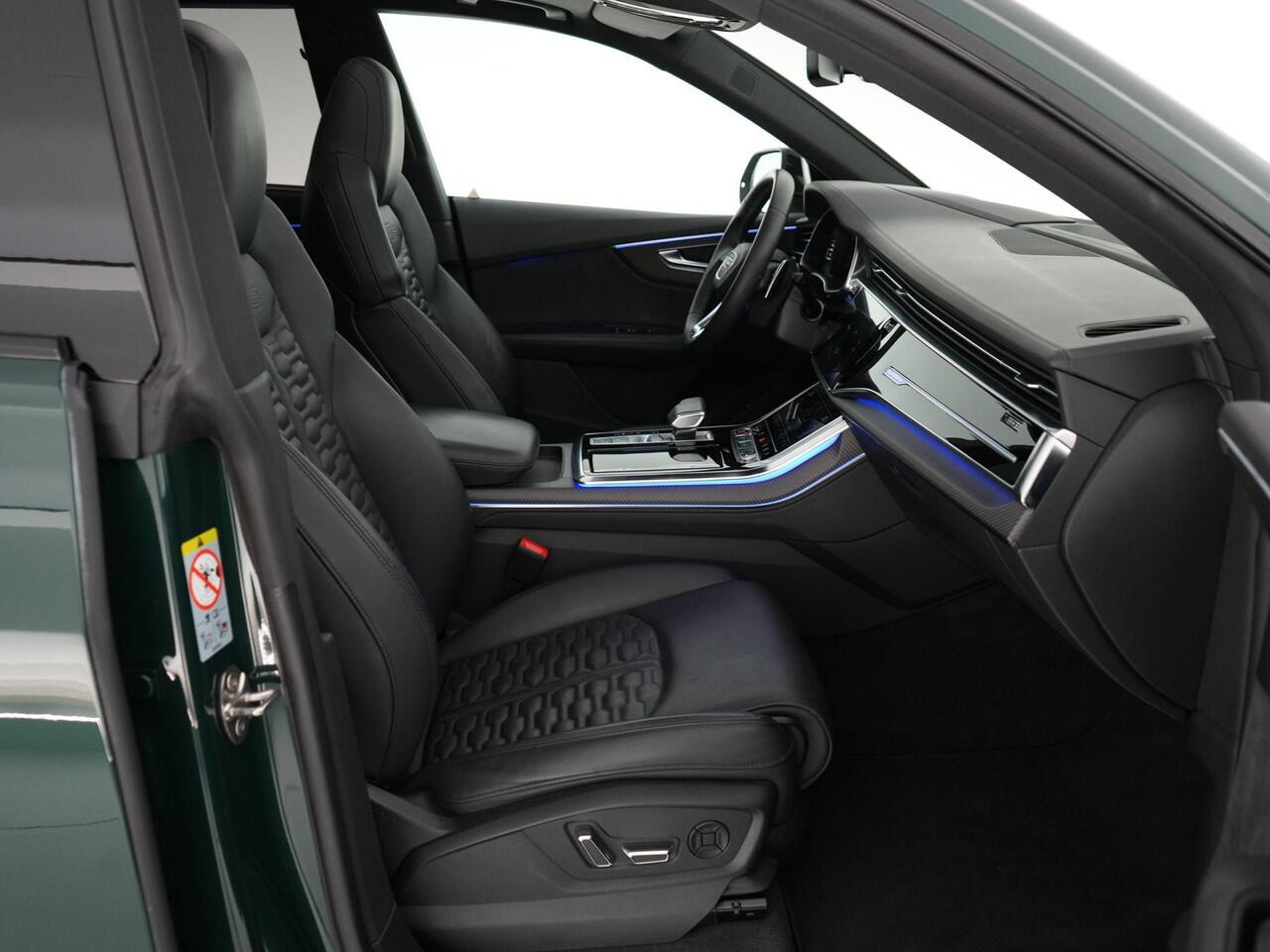 Audi RSQ8 4.0 600pk TFSI quattro |Goodwood Green|org. NL|1e eigenaar|panoramadak|B&O|head up|memory|360 camera|achteras besturing|elek. trekhaak|stoel ventilatie & verwarming|carbon interieur|Apple Carplay|23" lichtmetalen wielen|