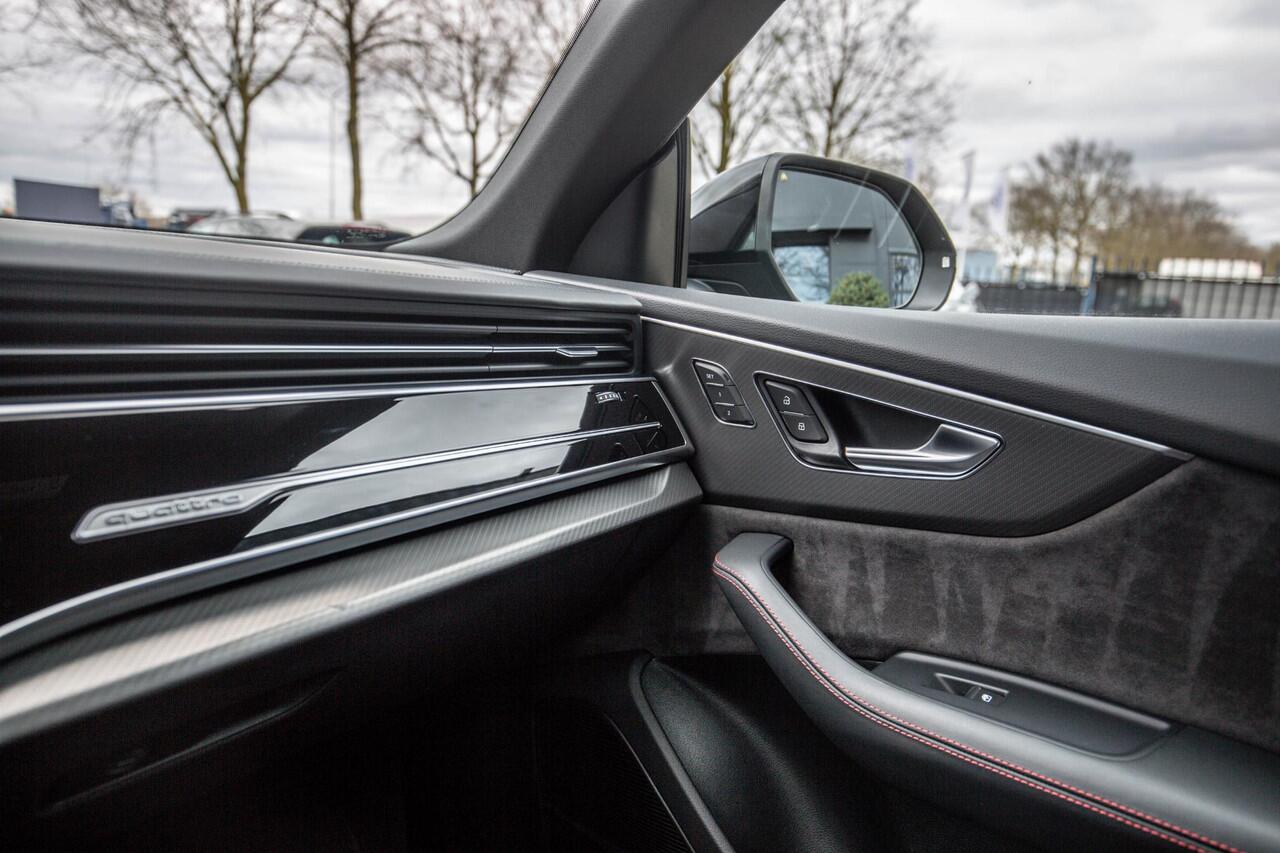 Audi RSQ8 4.0 TFSI quattro