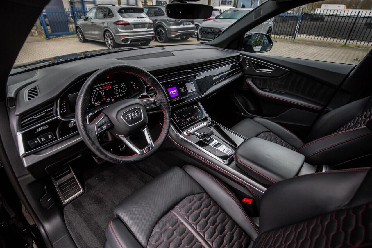 Audi RSQ8 4.0 TFSI quattro