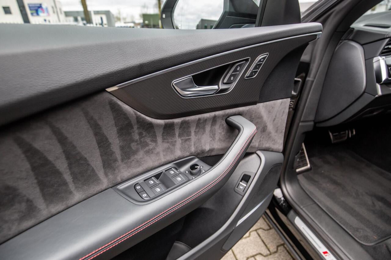 Audi RSQ8 4.0 TFSI quattro