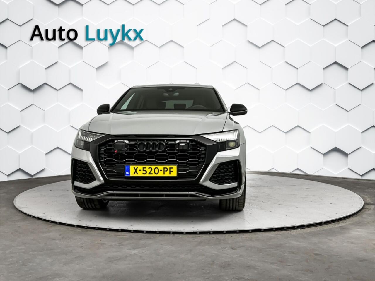 Audi RSQ8 4.0 TFSI RS Q8 Quattro | Panoramadak | Luchtvering | 23'' L.M. Velgen