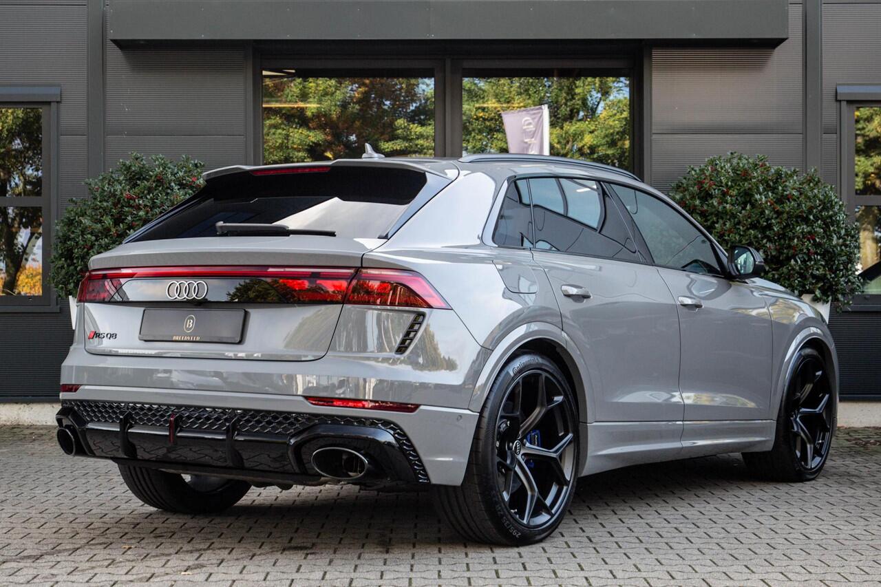 Audi RSQ8 4.0 TFSI Performance 640pk, B&O High-end, Full-options