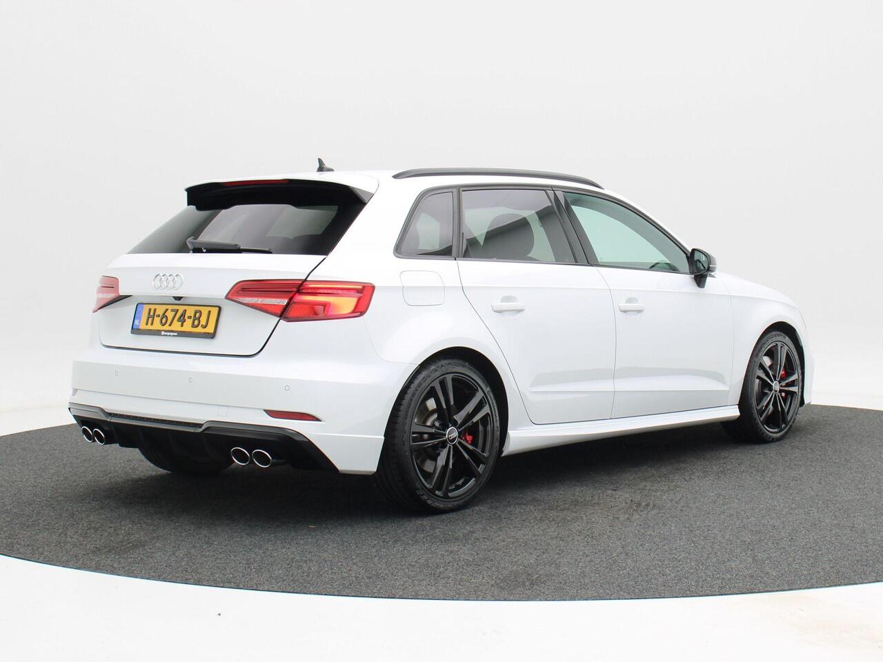 Audi S3 SPORTBACK 2.0 TFSi 301 Pk Automaat quattro | Stoelverwarming | Bang & Olfusen | Adaptive Cruise | Virtual Cockpit | Camera | 18 Inch | 74.527 Km !!