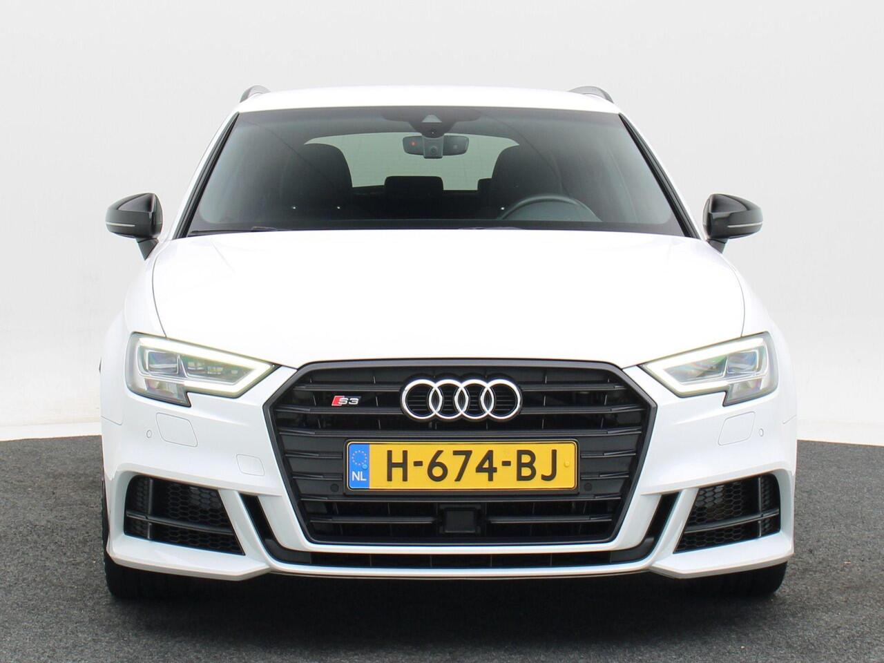 Audi S3 SPORTBACK 2.0 TFSi 301 Pk Automaat quattro | Stoelverwarming | Bang & Olfusen | Adaptive Cruise | Virtual Cockpit | Camera | 18 Inch | 74.527 Km !!