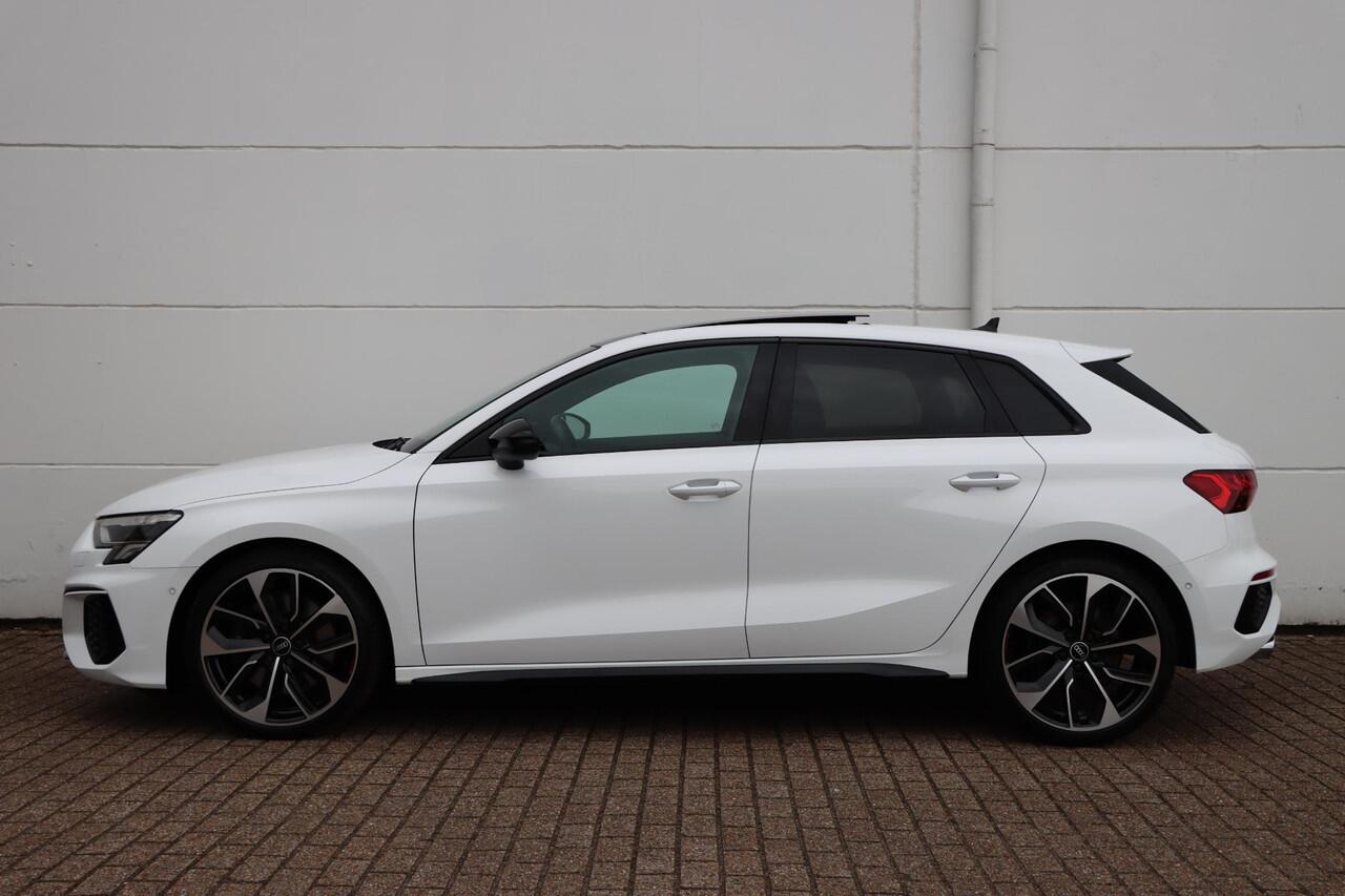 Audi S3 SPORTBACK 2.0 TFSI 310pk S tronic Quattro Edition One | Pano | B&O | Diamantstiksel