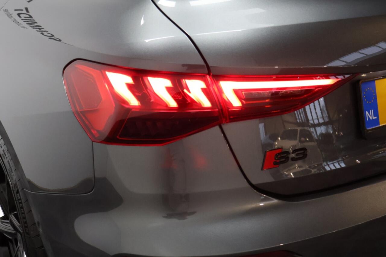 Audi S3 SPORTBACK 2.0 TFSI S3 QUATTRO 310pk | PANORAMA | AKRAPOVIC | B&O