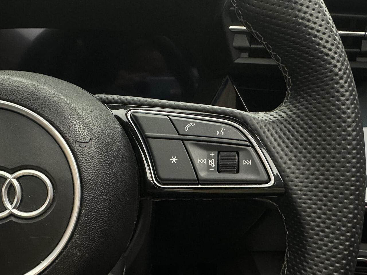 Audi S3 SPORTBACK 2.0 TFSI quattro Panorama B&O RS Stoel Matrix Camera