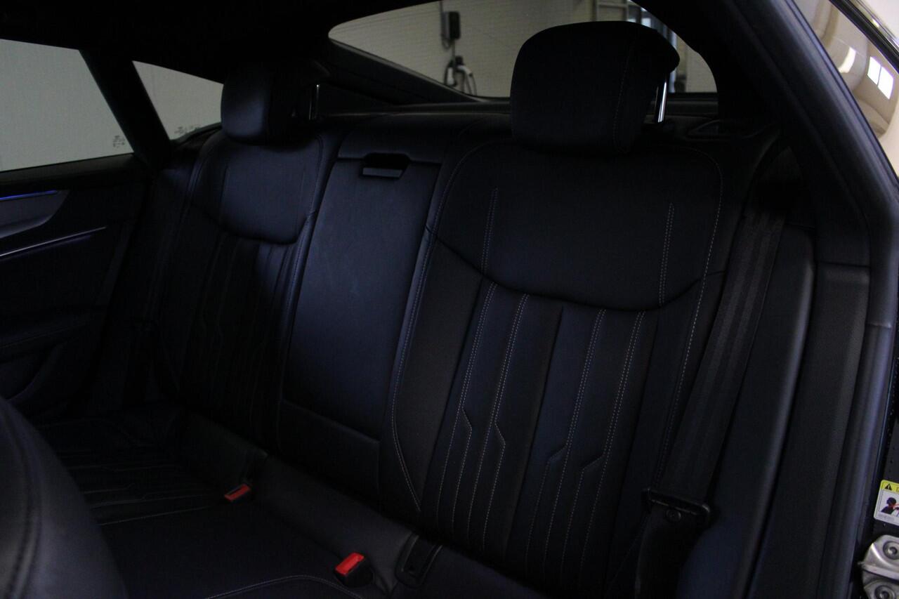 Audi S7 SPORTBACK A7 3.0 TDI quattro Panoramadak - Head-up - Lederen bekleding - Standkachel