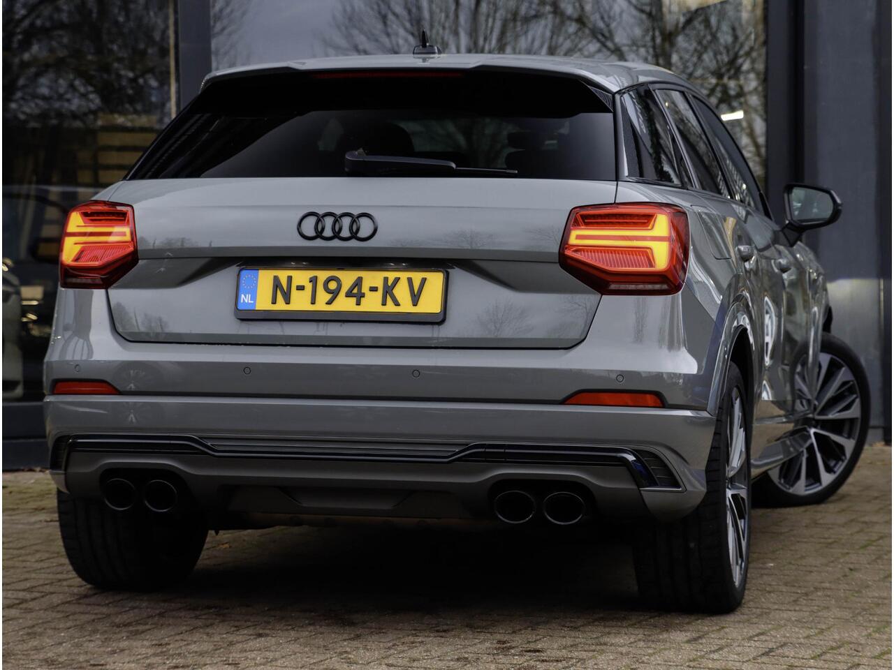 Audi SQ2 2.0 TFSI 300PK Aut. Adaptive Cruise Quantumgrijs