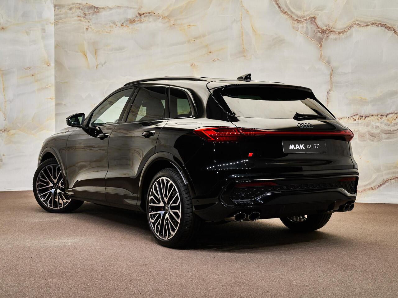 Audi SQ5 3.0 TFSI Quattro, pano, 21", tr.haak, luchtv., matrix-LED, bijrijdersdisplay, memory, HUD, privacy, NP150k