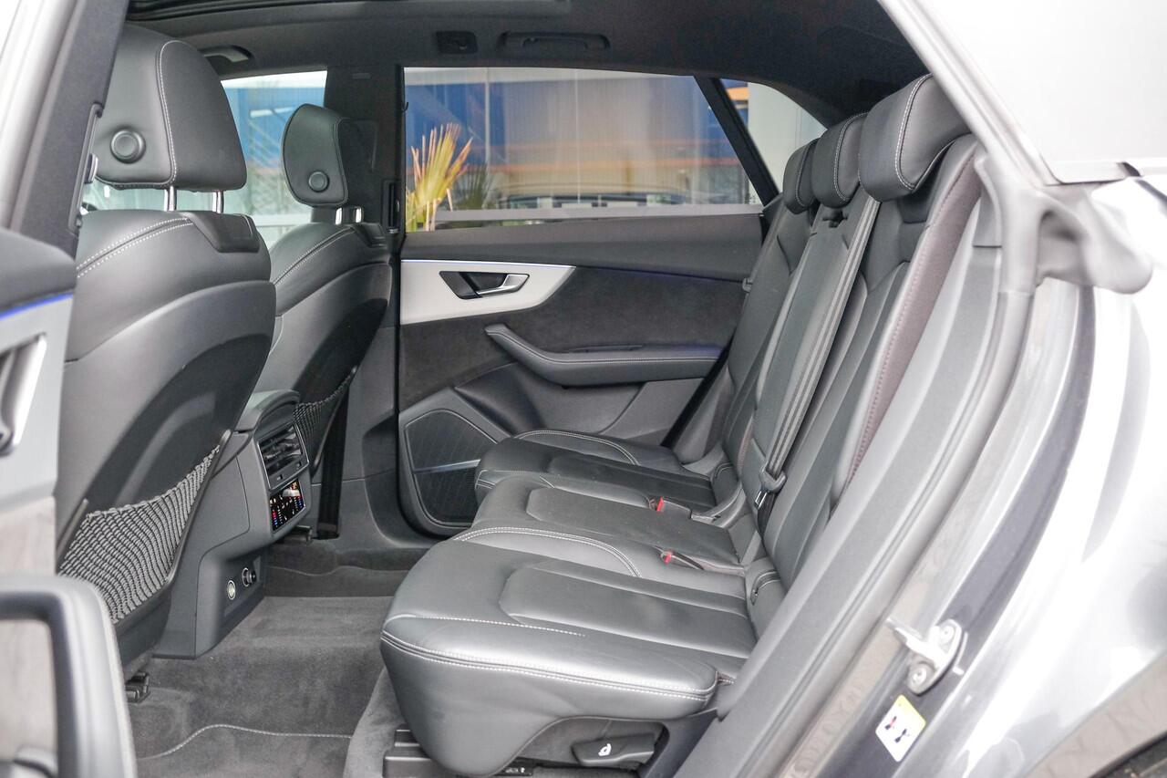 Audi SQ8 4.0 TDI V8 435pk quattro Panoramadak Luchtvering Trekhaak NLauto 22" LMV Matrix led