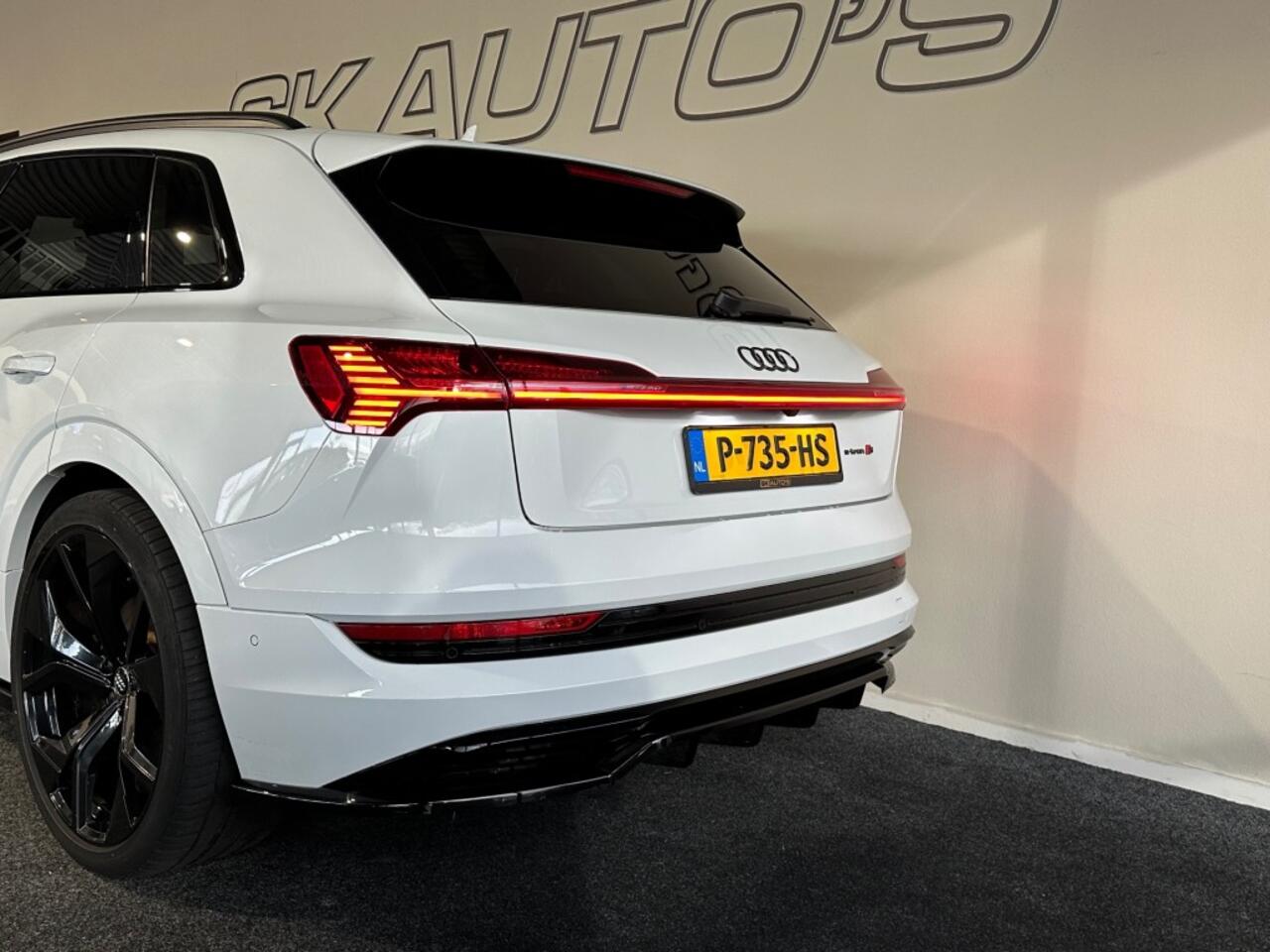 Audi e-tron E-TRON 55 Q ADV PL S l PANO l HUD l STOELVERW l LUCHTVERING l