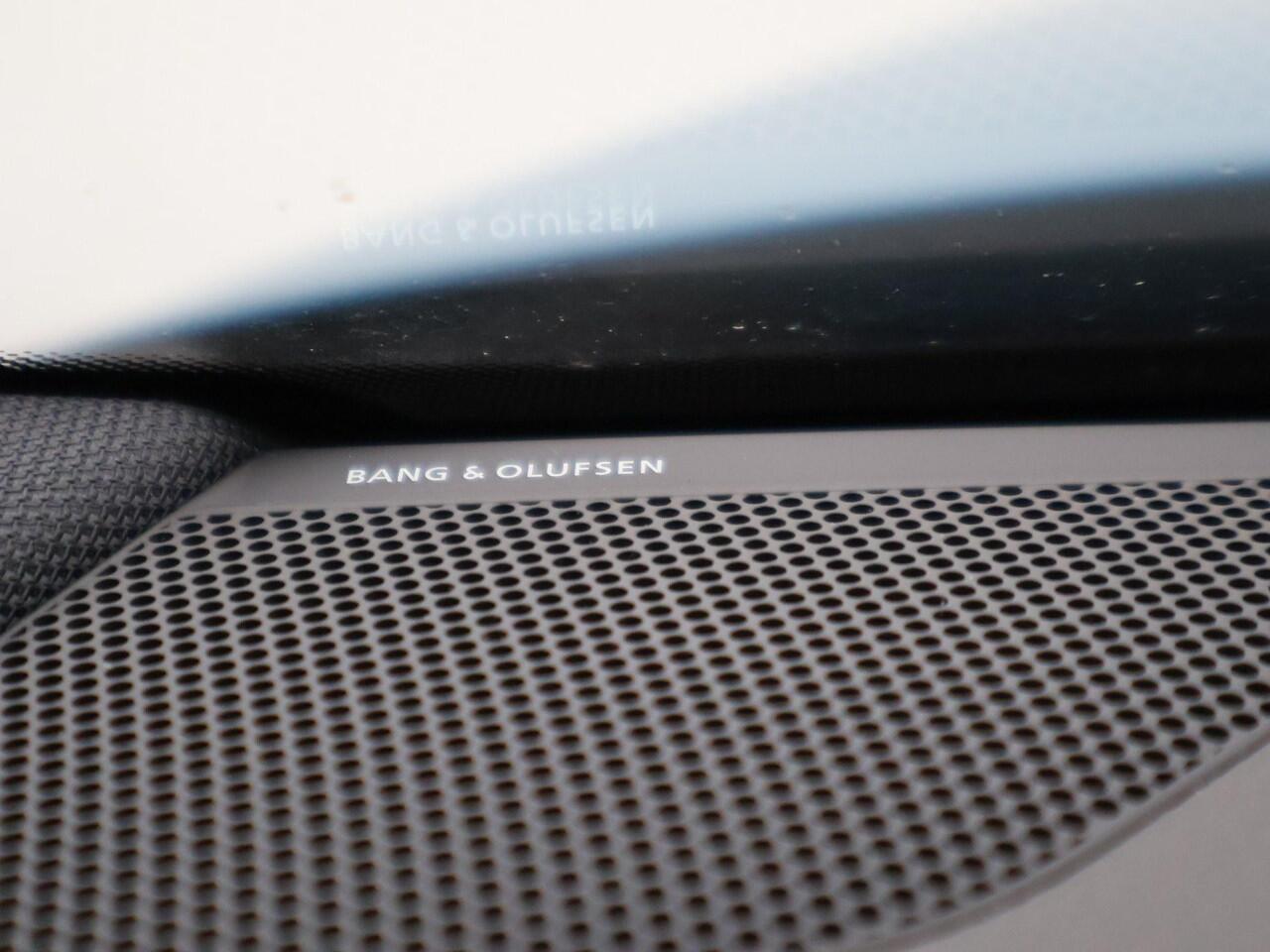 Audi e-tron 55 EDITION ONE + 360 CAMERA | B&O | LEDER | LUCHTVERING | PANORAMA | CAMERASPIEGELS | SFEERVERL.