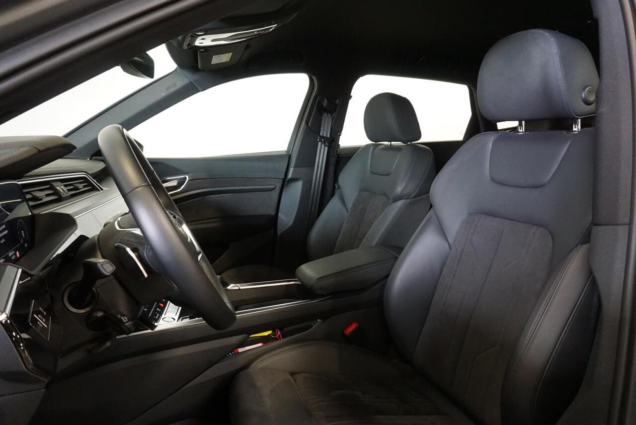 Audi e-tron 55 Advanced Quattro | LED Matrix | Tour Package | Camera | Navigatie | Trekhaak | Sportstoelen | Leder/Alcantara |