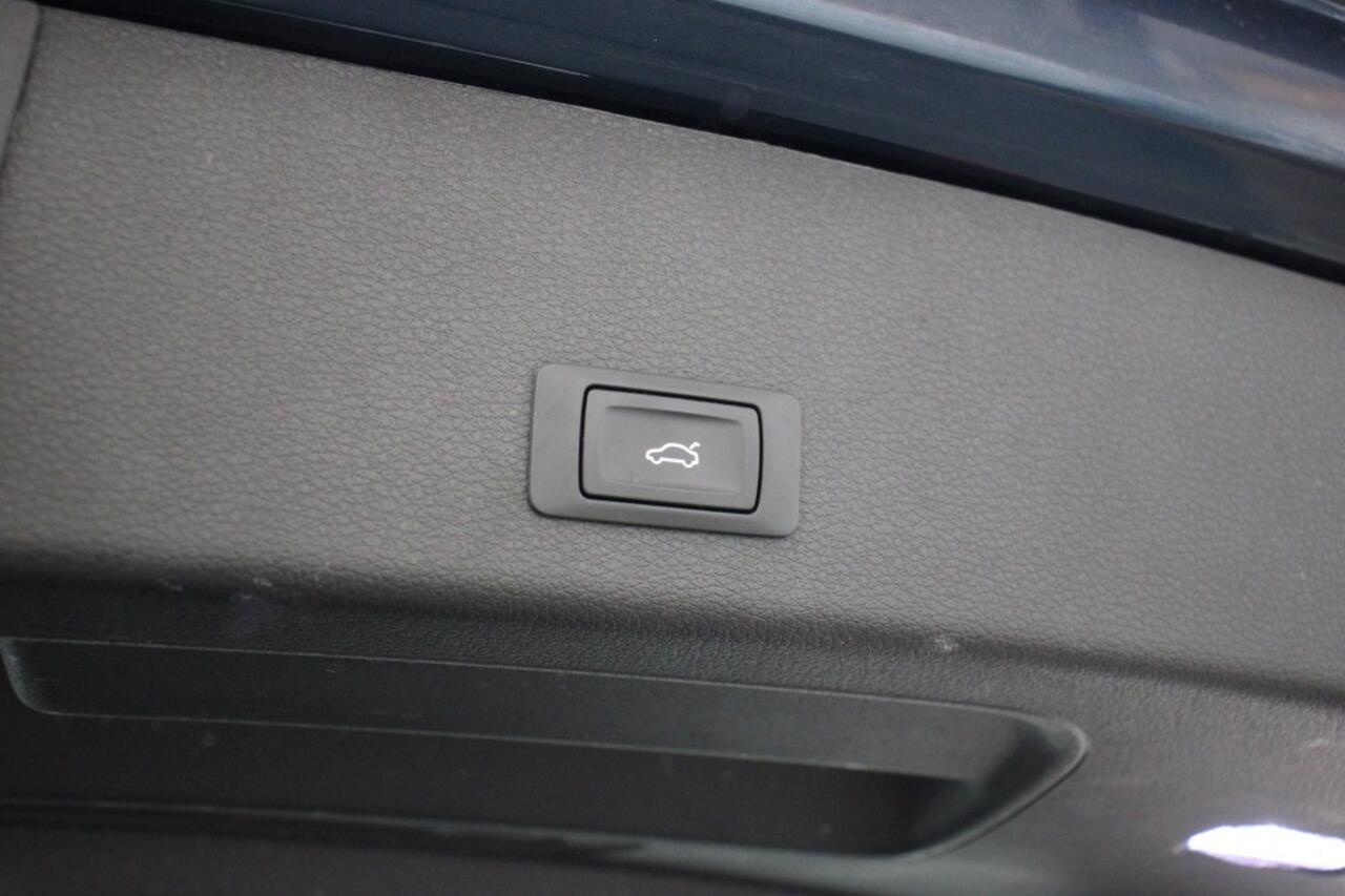 Audi e-tron 50 quattro edition 71 kWh - Carplay, Navi, Cruise