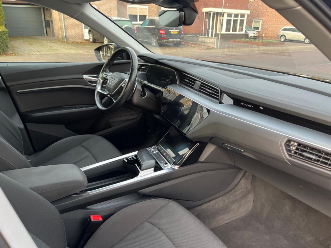 Audi e-tron 50 QUATTRO EDITION 71KWH / NAVI / PDC / CRUISE CTR. / ELEK. KLEP