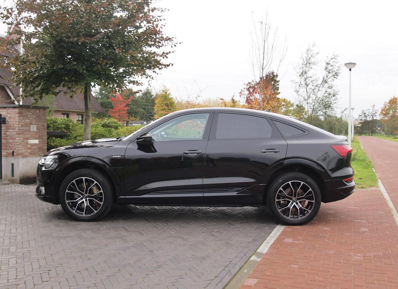 Audi e-tron Sportback 55 quattro edition 95 kWh | SOH 92% | DAB | Black Optic | Parkeersensoren | NL-Auto |