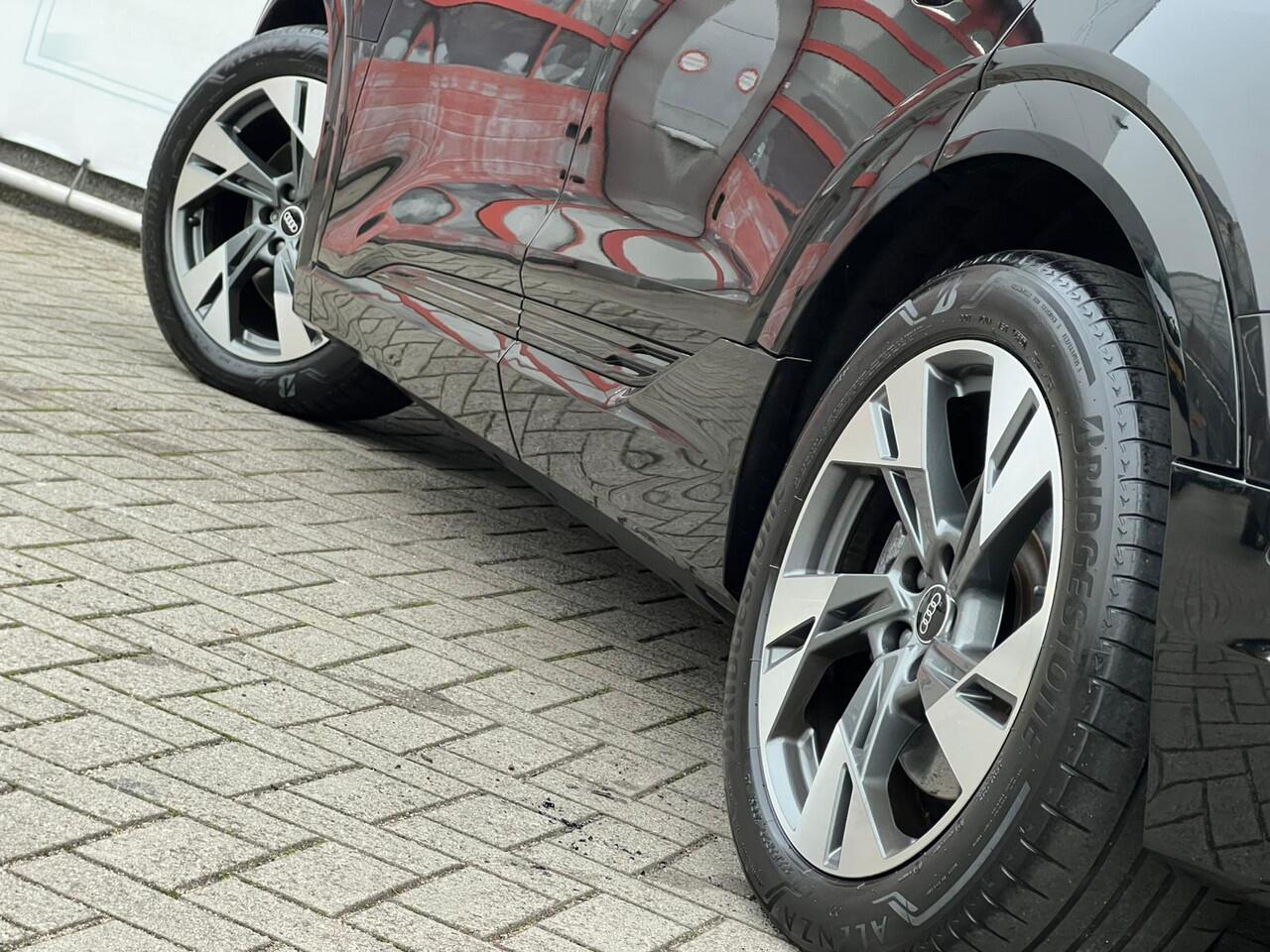 Audi e-tron 55 quattro Business edition Plus 95 kWh NL AUTO | CAMERA | PANO |
