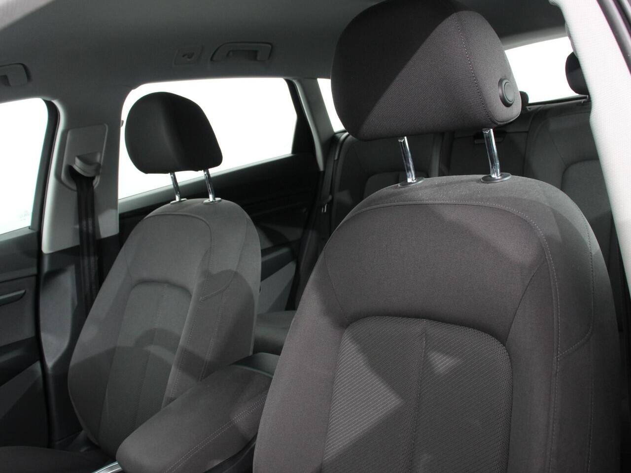 Audi e-tron 50 Quattro Launch edition | Navigatie | Luchtvering | Climate Control | Parkeer Sensoren | Lichtmetalen velgen | Cruise control | Digitale Cockpit | Electrisch bedienbare achterklep