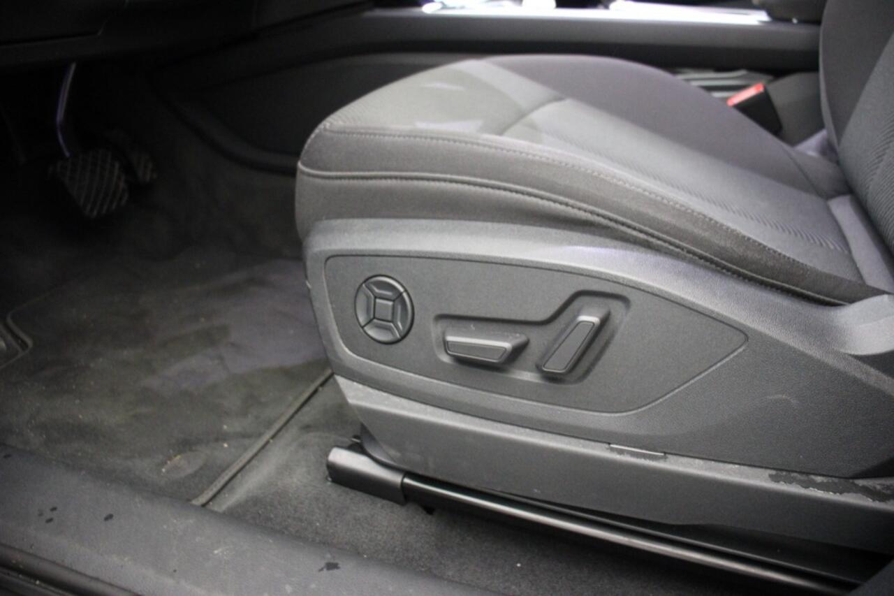 Audi e-tron 55 quattro Business edition 95 kWh Blackline Sportback - Navi, Cruise, Clima, Memory, SOH 88%