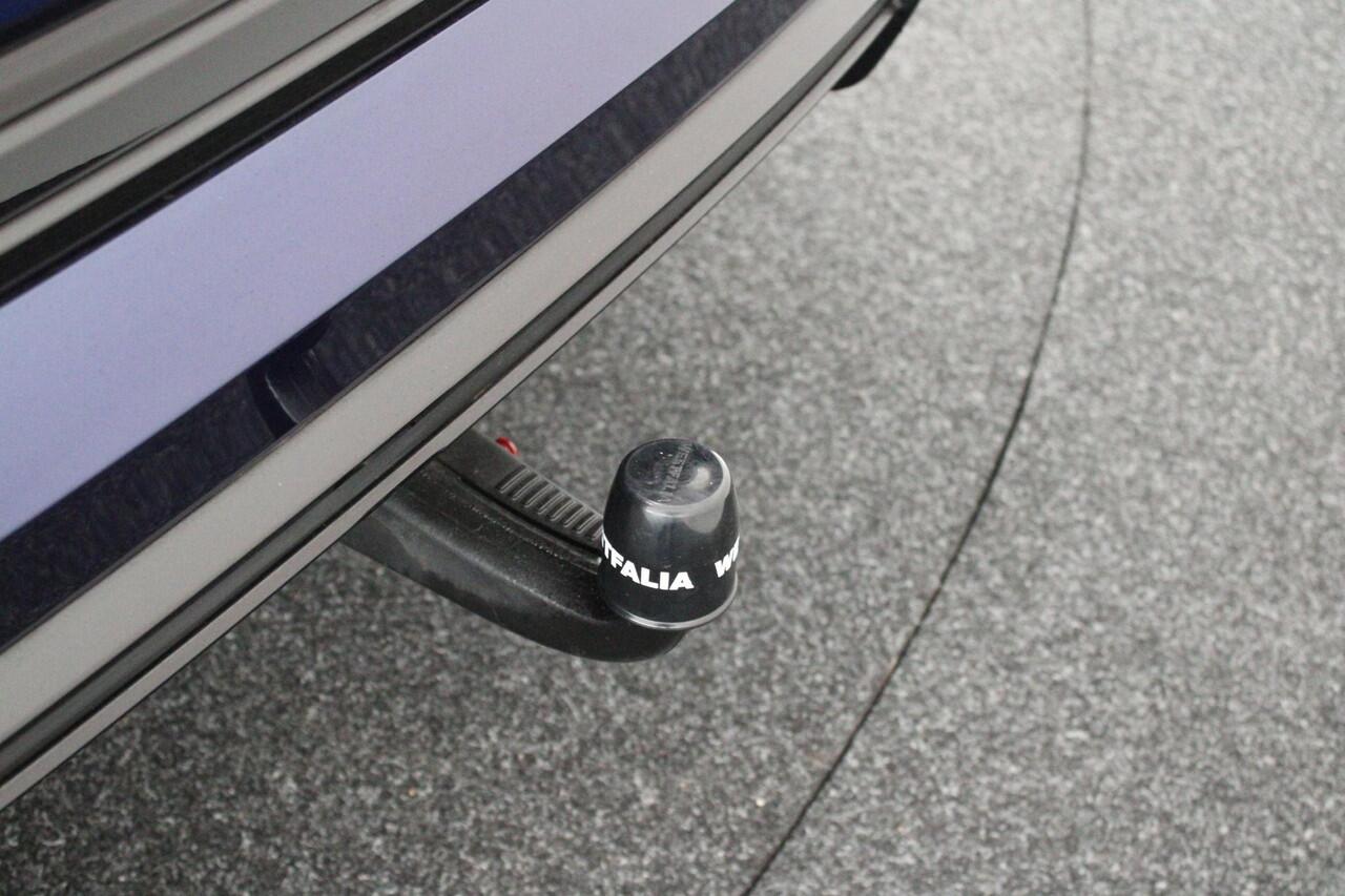 Audi e-tron Sportback 55 quattro 408pk S edition 95 kWh SOH 96% Trekhaak Camera Luchtvering Panoramadak Virtual Cockpit Memory Navigatie S-Line