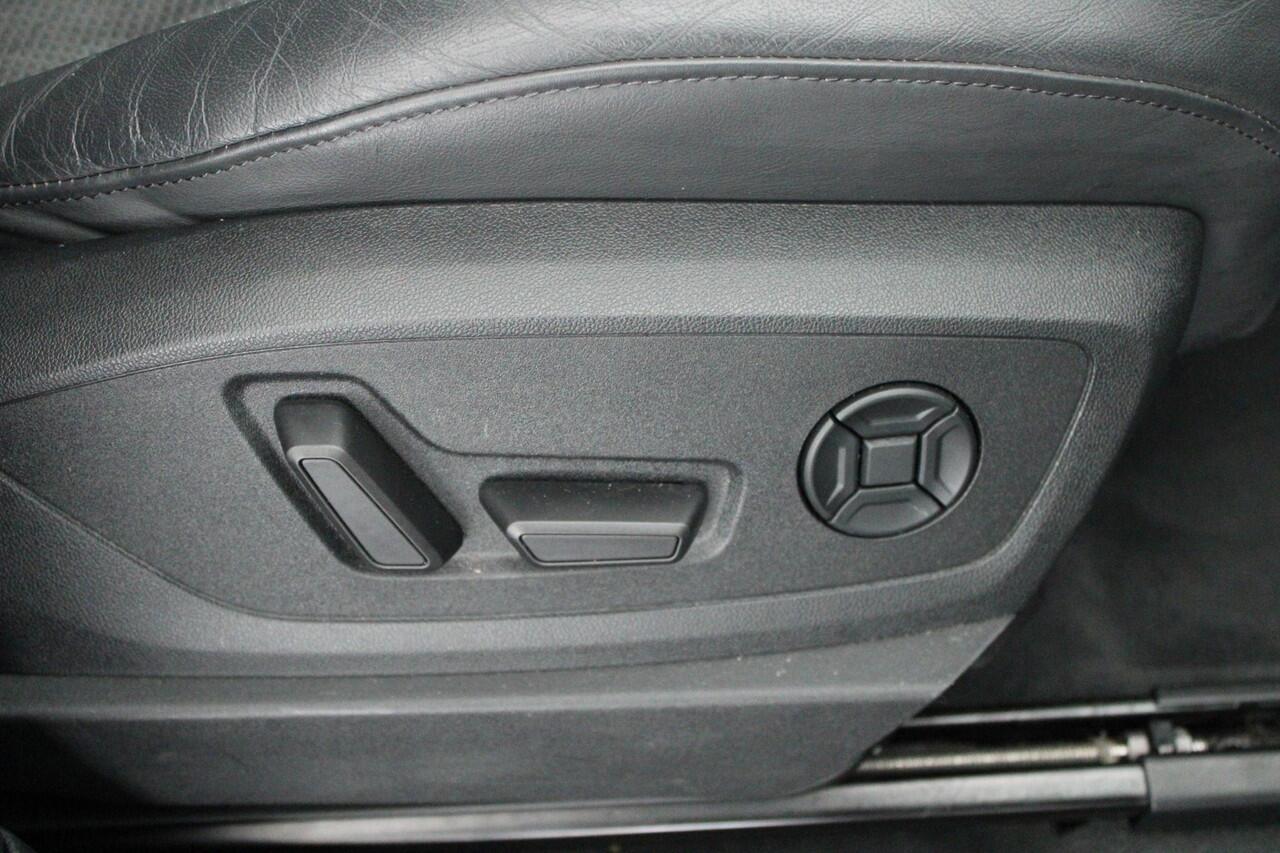 Audi e-tron Sportback 55 408pk quattro S edition 95 kWh SOH 93% Camera B&O Luchtvering Memory Panoramadak Virtual Cockpit Navigatie S-Line