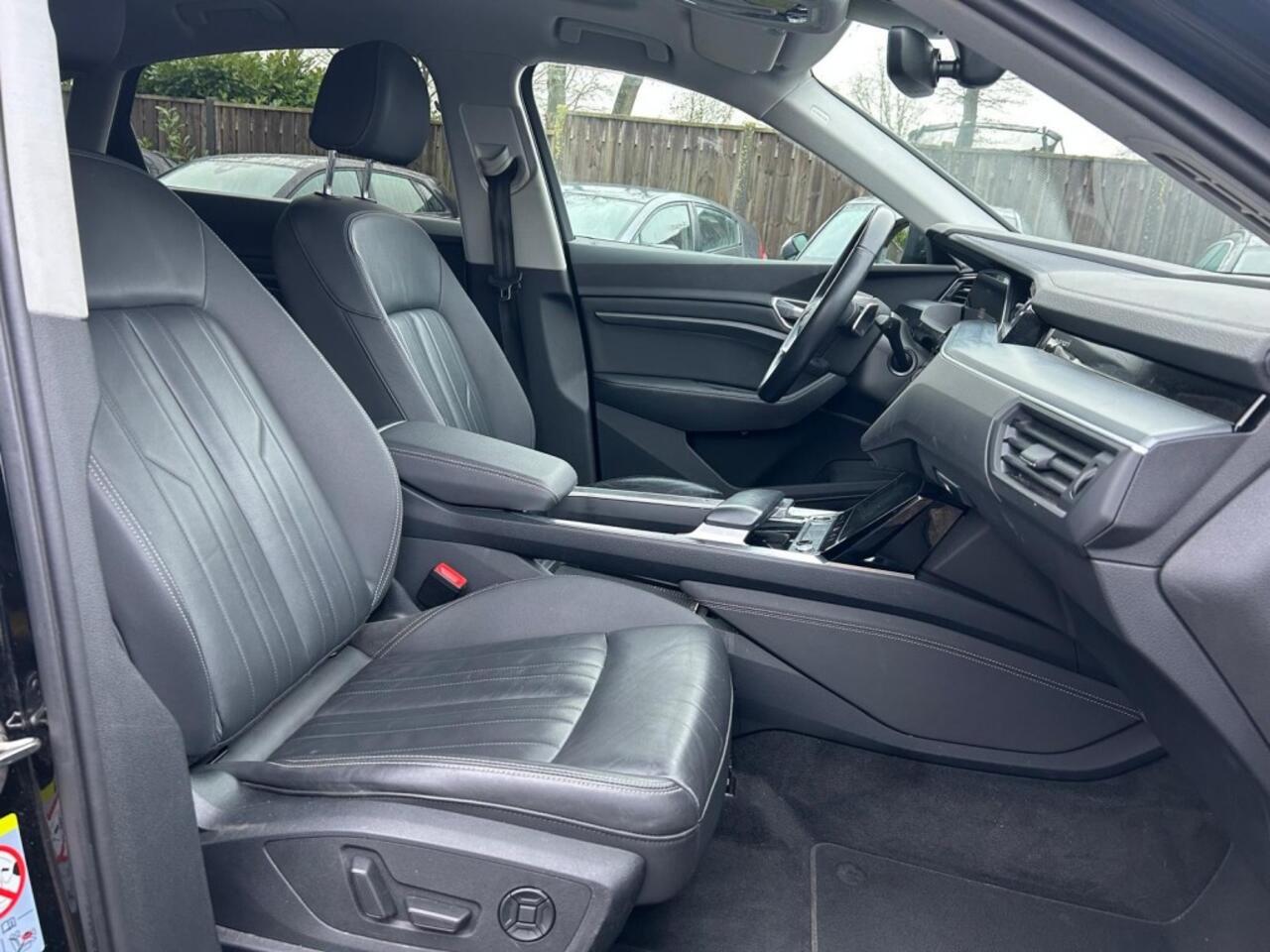 Audi e-tron 55 QUATTRO BNS ED+ Pano, Navi, ACC