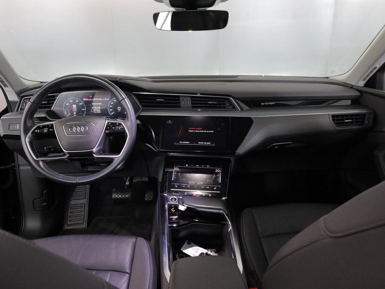 Audi e-tron 50 quattro Business edition Plus 71 kWh 313pk | SOH 93% | Leder | Panorama dak | Navigatie | 20" LM velgen