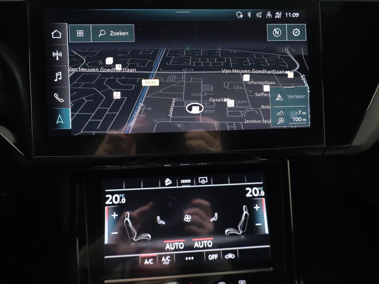 Audi e-tron 55 quattro Business edition 95 kWh 408pk | Elektrische verstelbare voorstoelen | Trekhaak| 21 inch lichtmetalen velgen |