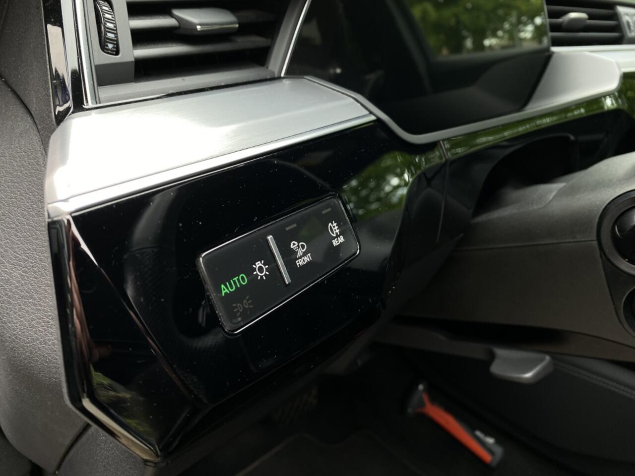 Audi e-tron 55 quattro S ed 95