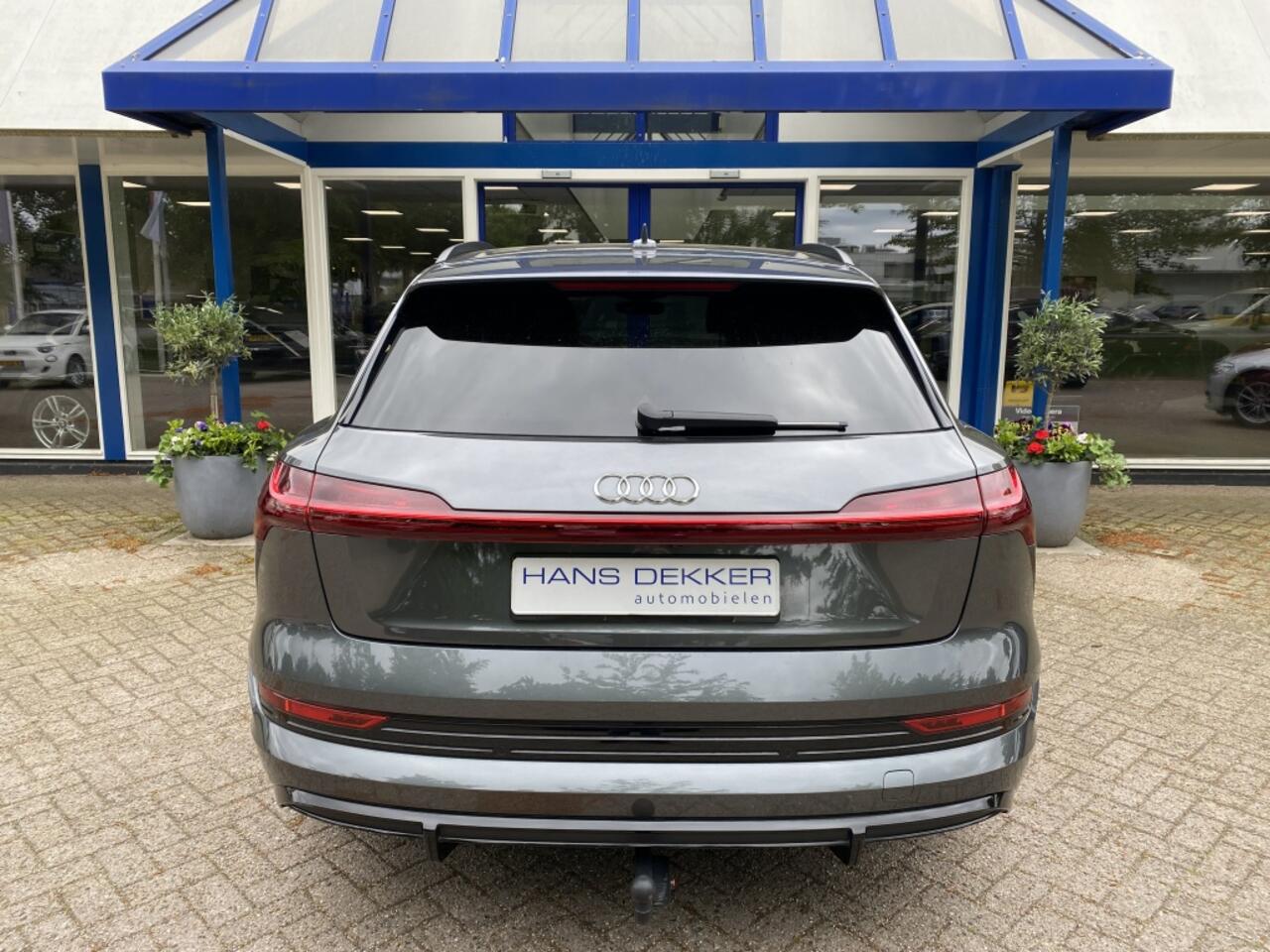 Audi e-tron 55 quattro S ed 95