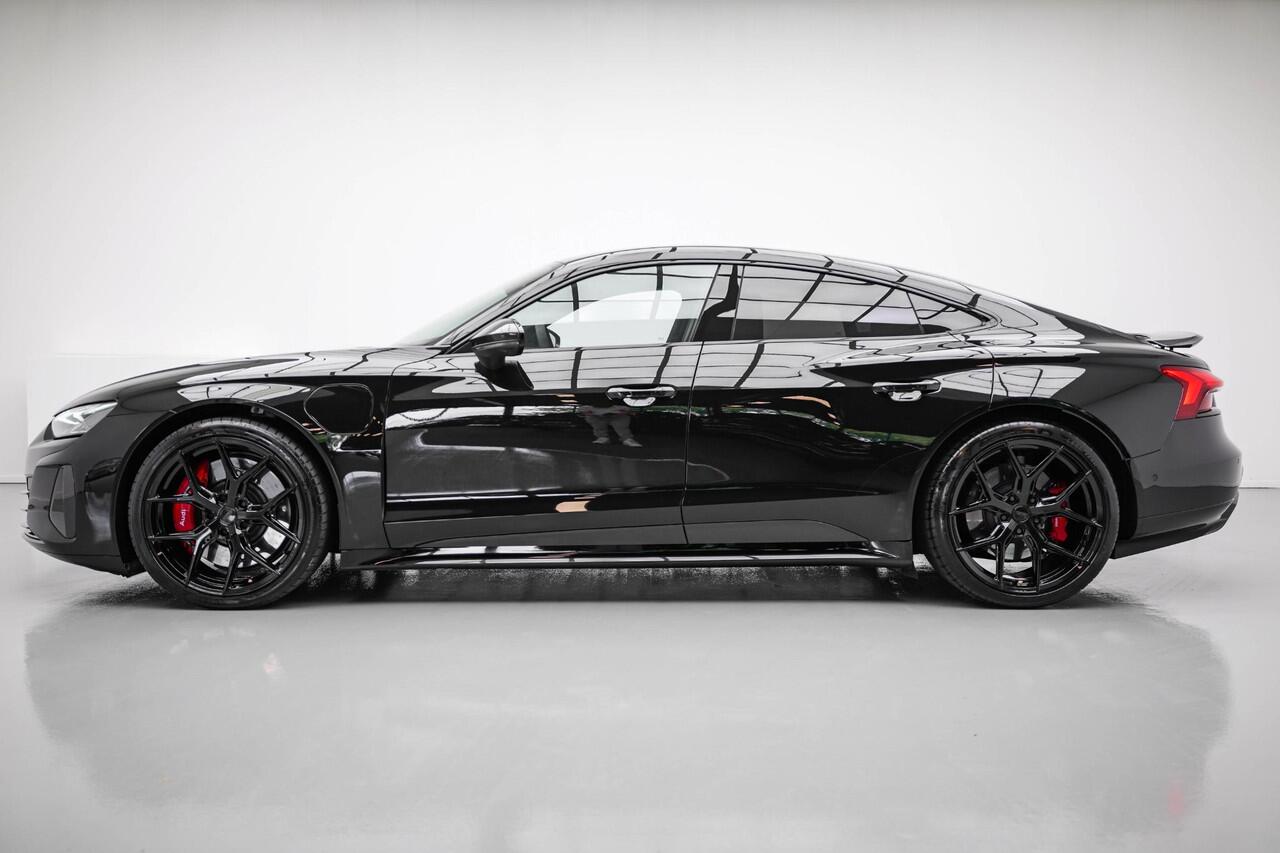 Audi e-tron GT RS 93 kWh |Full Carbon|Luchtvering|Vossen|Nightvision|HUD|B&O|Massage|