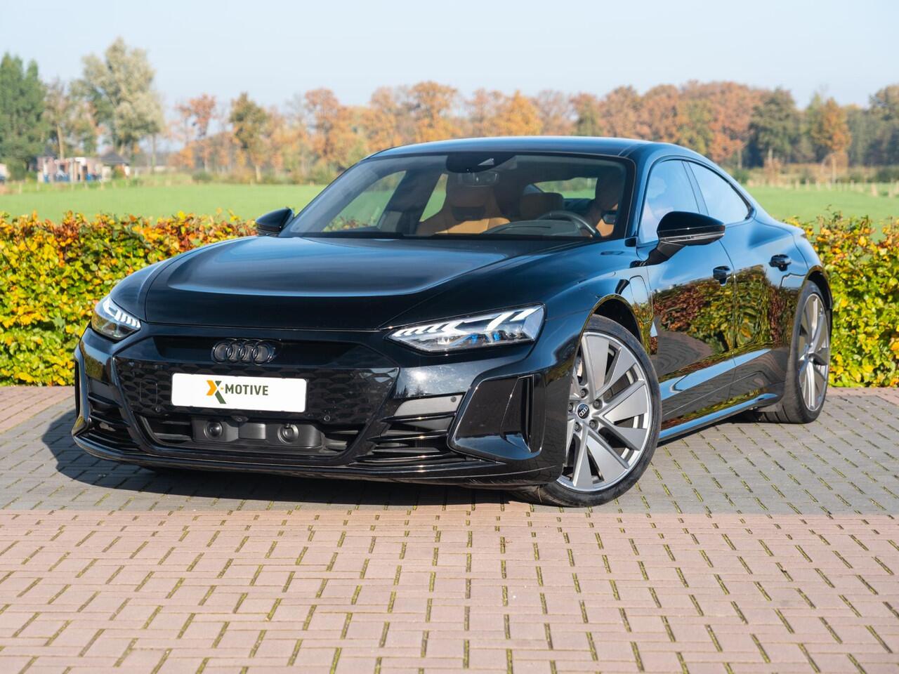 Audi e-tron GT RS 93 kWh 598pk | Volleder Exclusive | 21"| Panodak | Stoelkoeling en Verw | Etc..